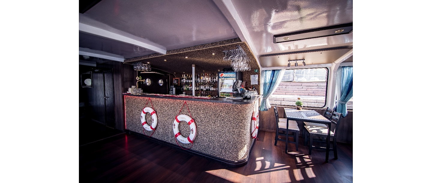 Vecrīga, atpūtas kuģītis