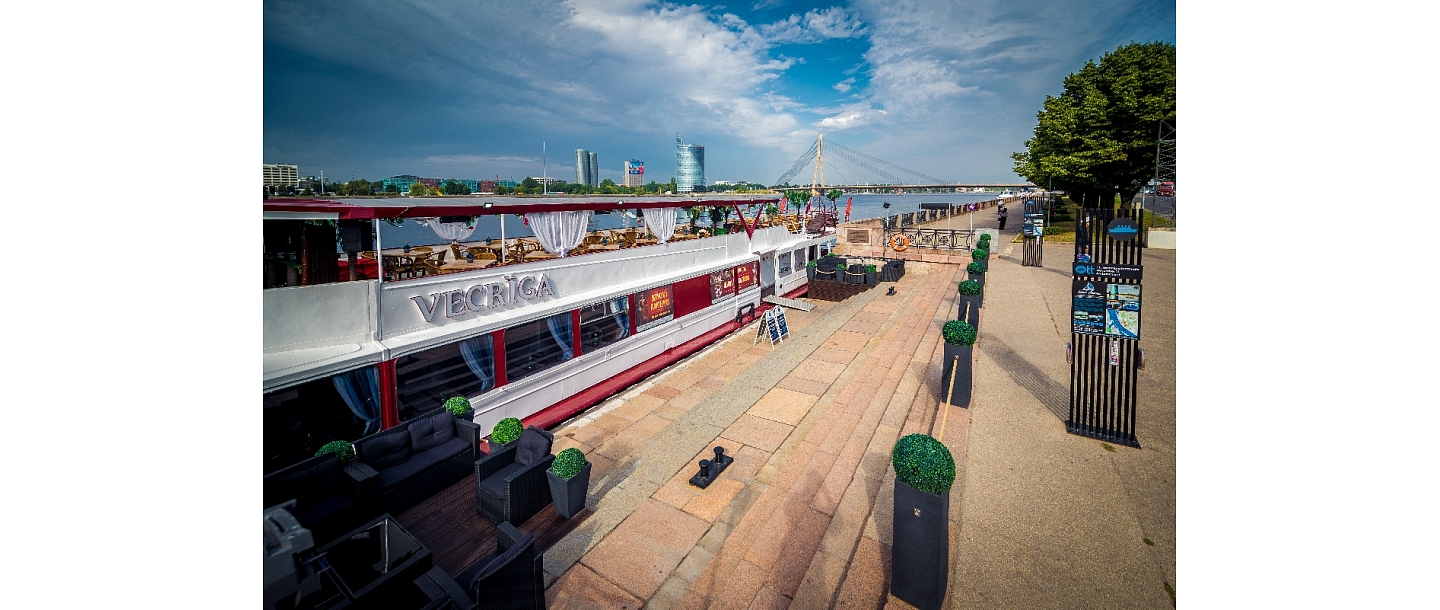 Vecrīga, atpūtas kuģītis