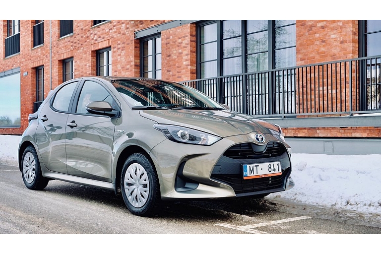 Автолизинг Sixt