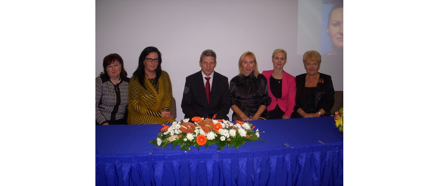 Atzīti profesionāļi