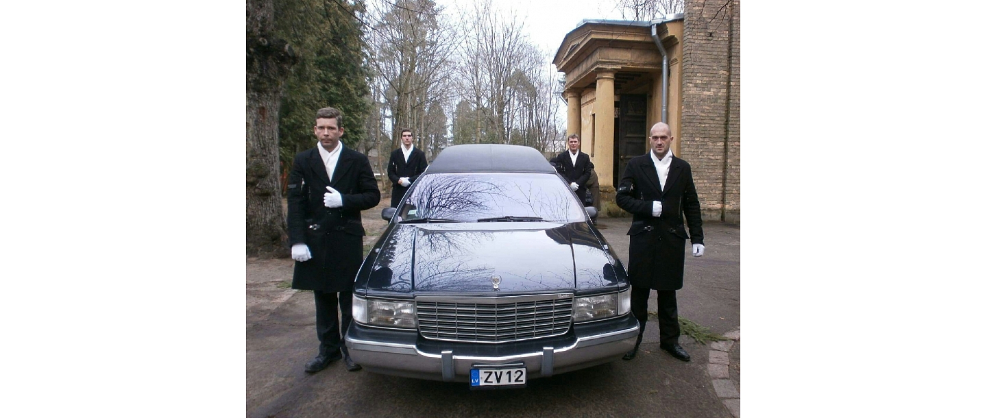 Услуги ведущих траурной церемонии