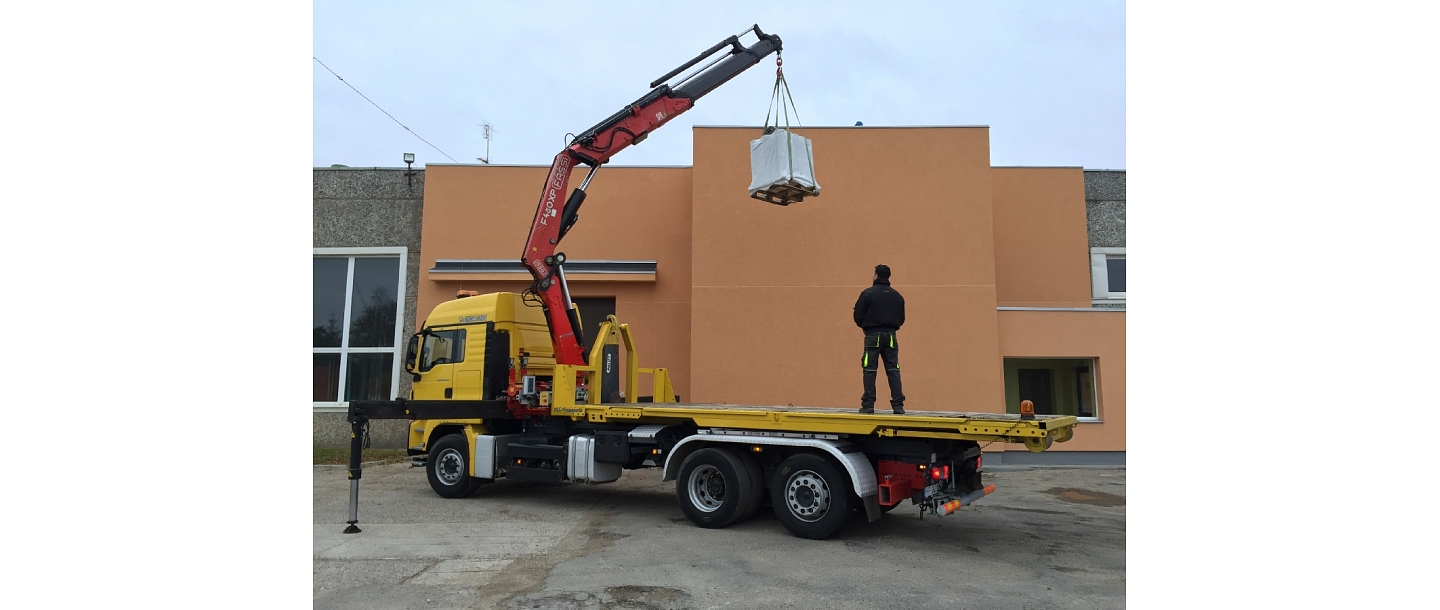 Car crane, car crane services throughout Latvia