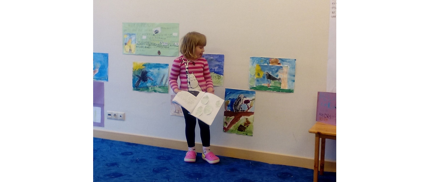 &quot;Little as the sea&quot; children are smart, read, writes and presents their ideas