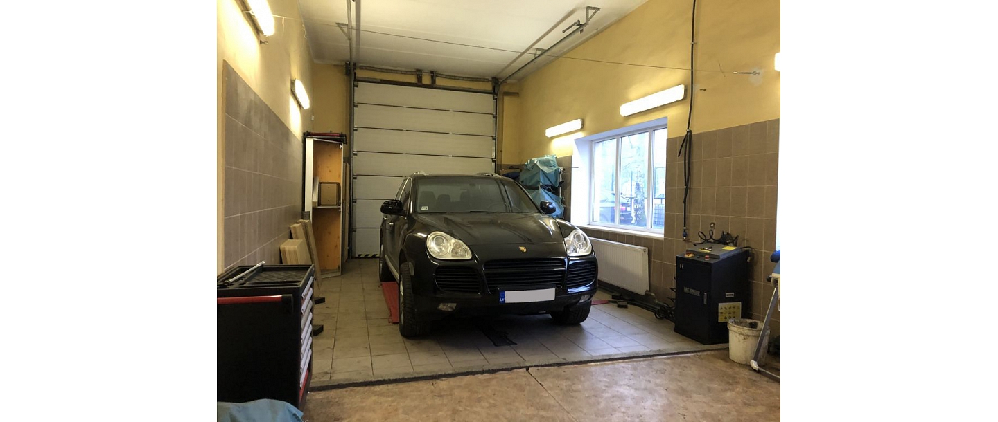Car service in Ādaži