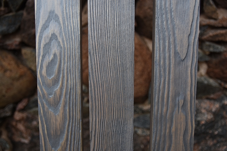 Kasīta, krāsota koksne