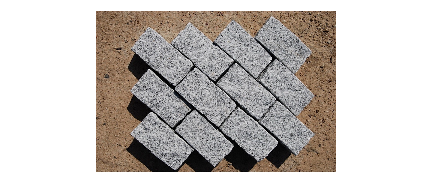 Stone paving stone