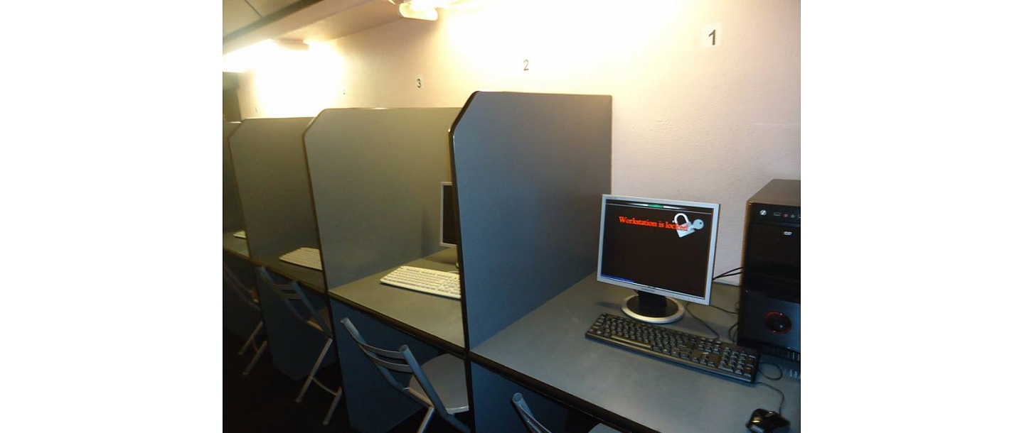 Internet club meadows