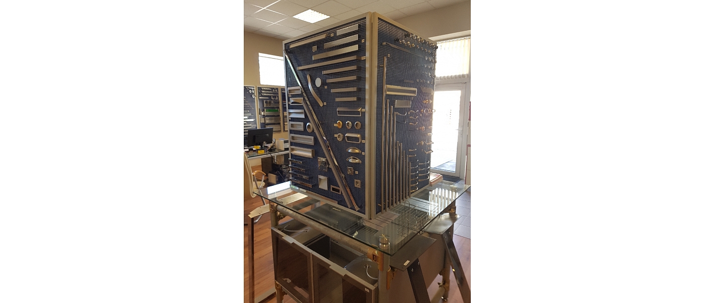 Furniture accessories, furniture fittings for furniture manufacturers