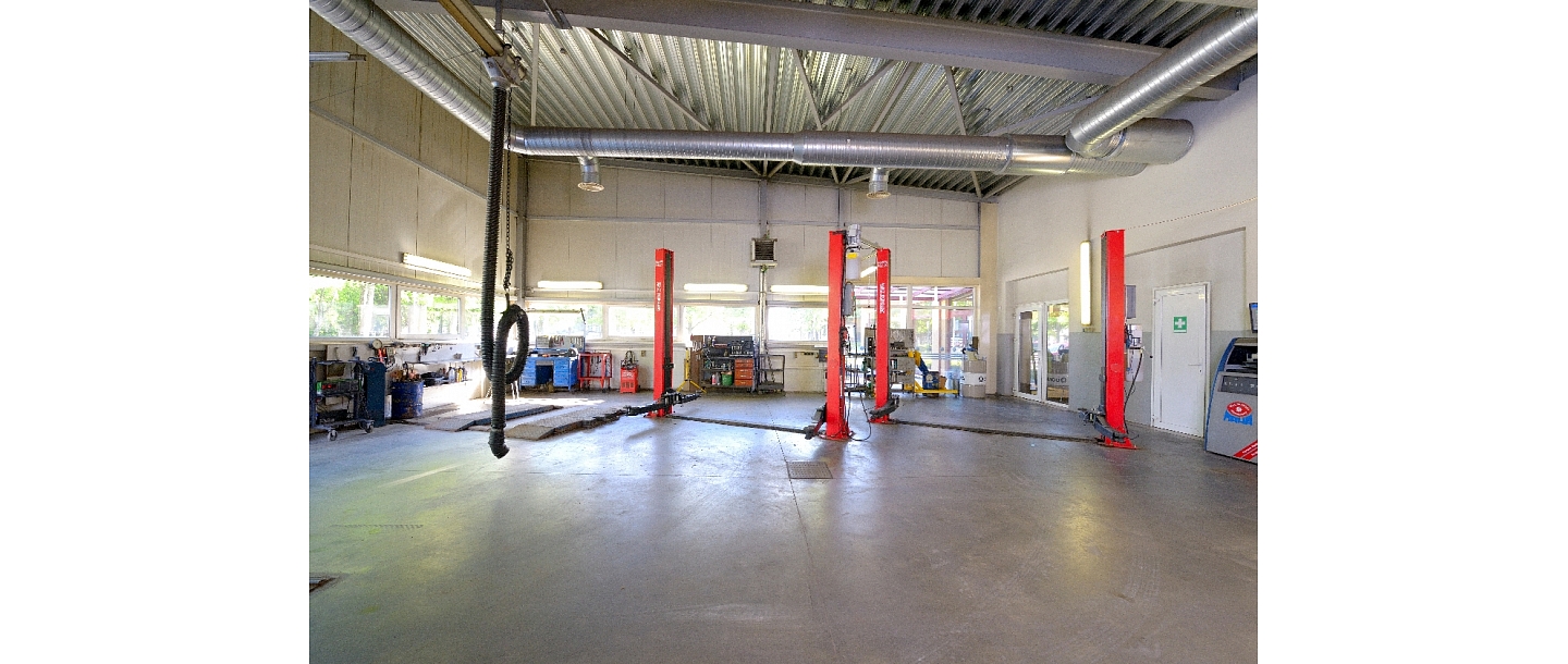 Car service station, car repair, car service, car spare parts Cēsis