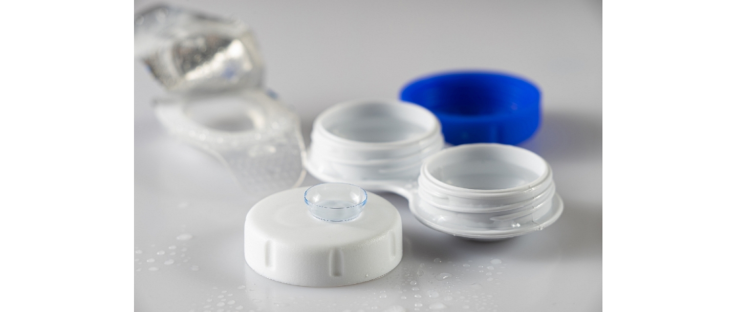 Contact lens fitting