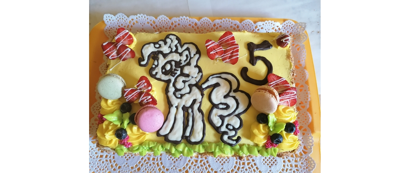 Airy homemade cakes in Valmiera