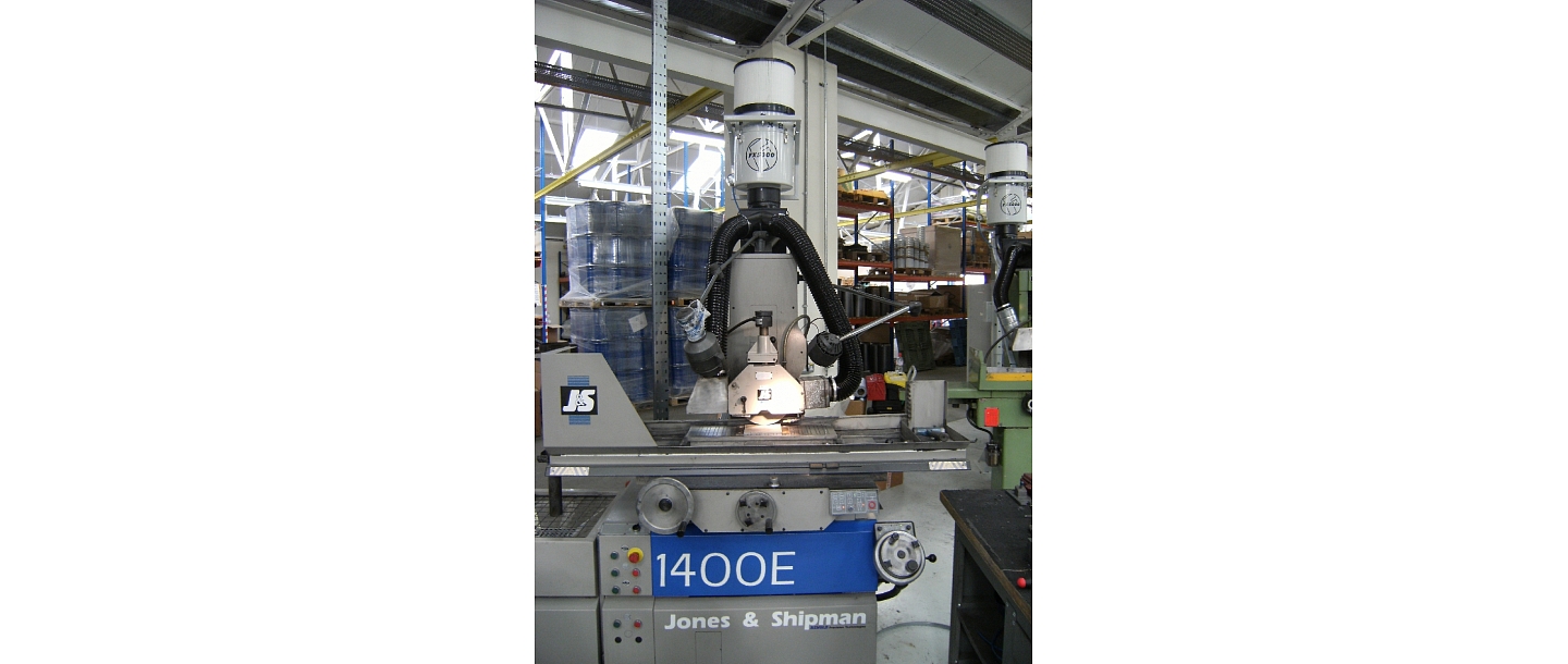 Filtermist filter installation on a grinder