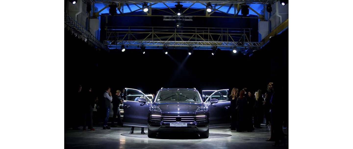 RJK. Световое оборудование, Устройства для сцен, Рига