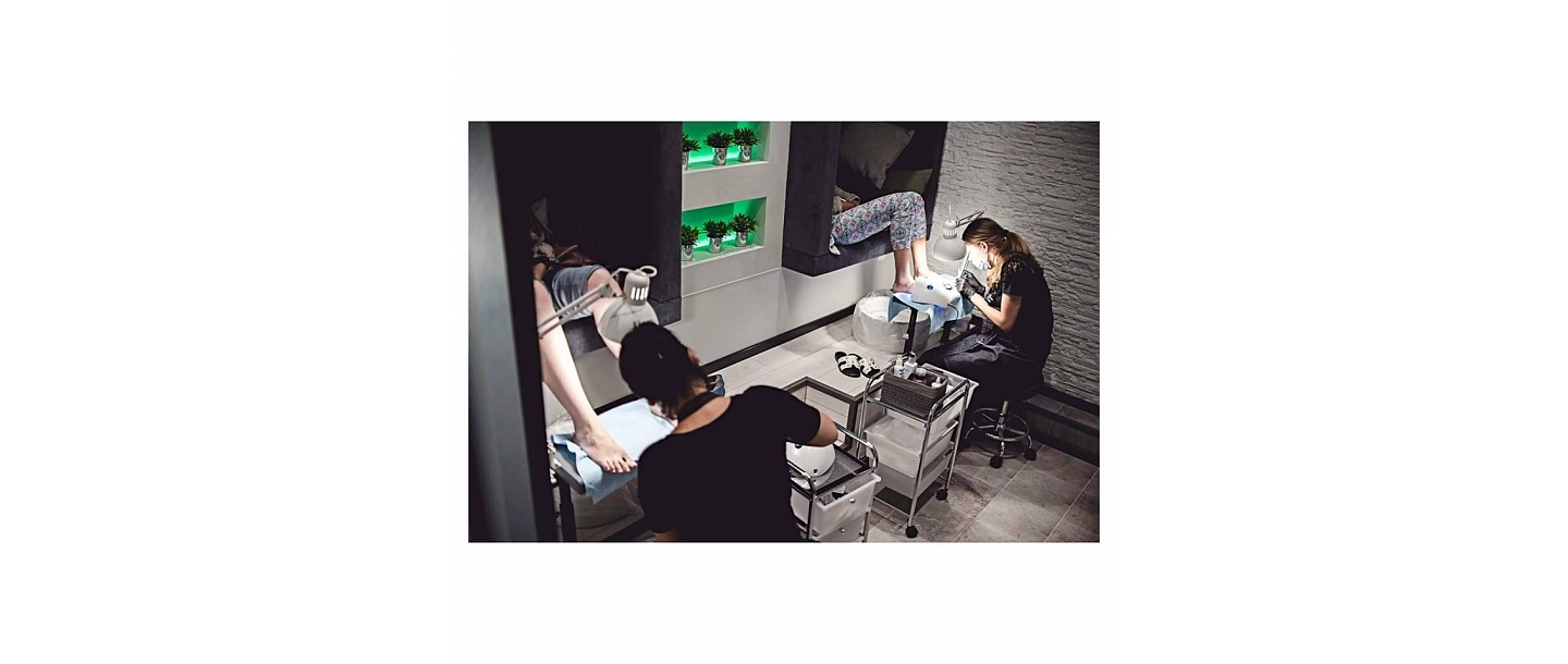 Manicure pedicure in Riga