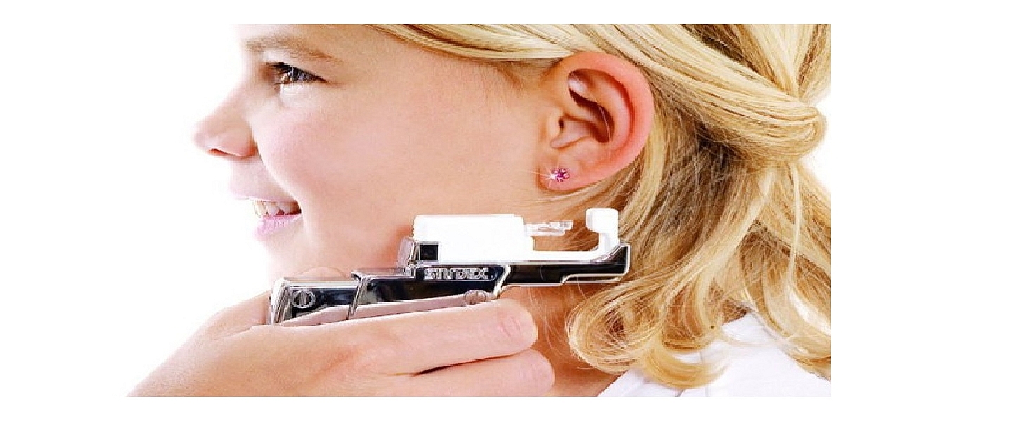 Ear piercing according to the STUDEX 75 system