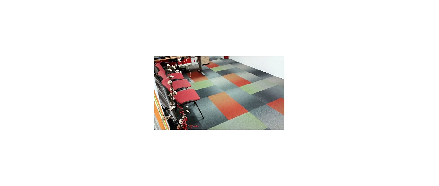 Carpet tiles and carpets