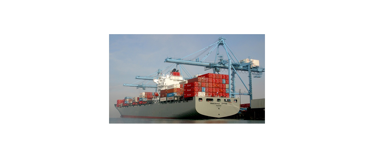 Ship freight shipping