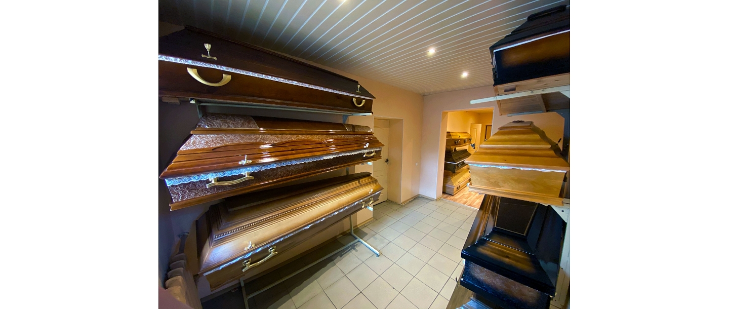 Apbedīšanas piederumi