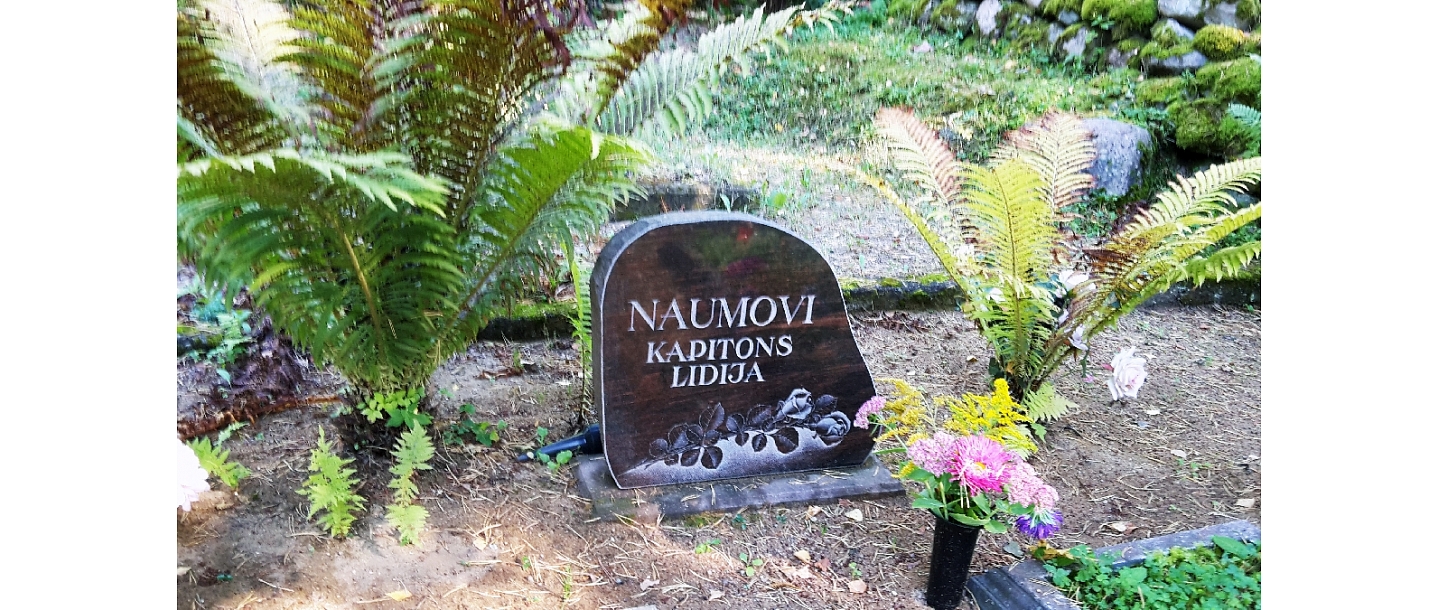 Grave site decoration