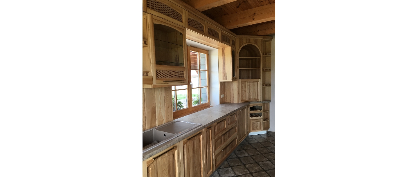 Ash wood kitchen equipment