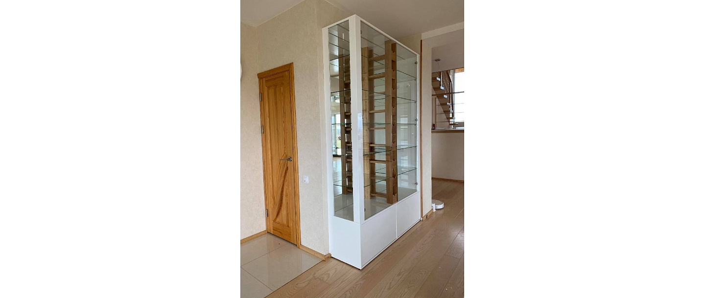 Mana galdniecība Plaukti