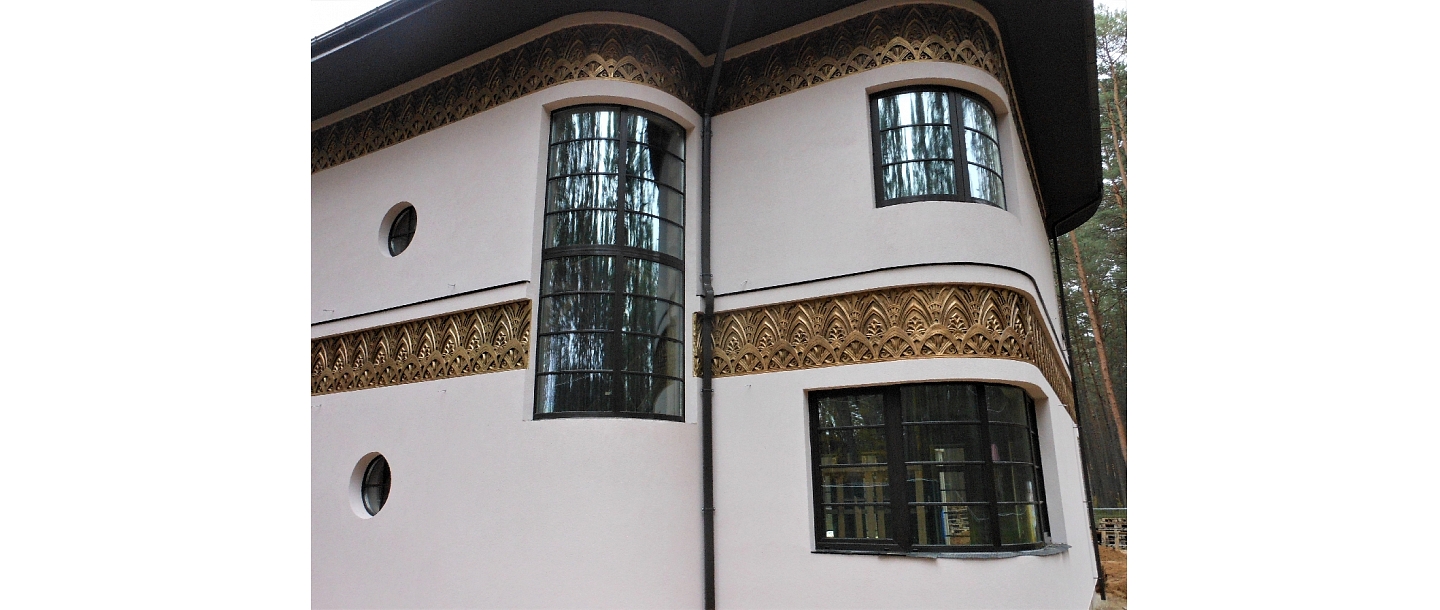 PVC window, manufacture of curved glass