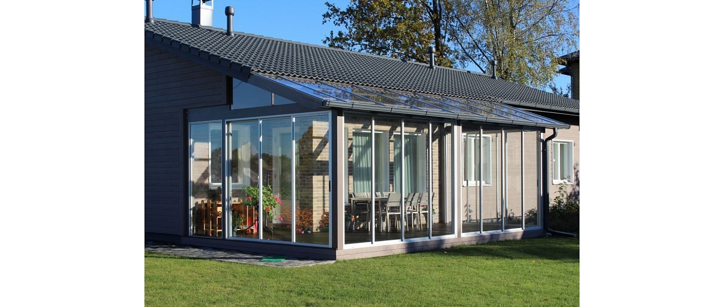 PVC window, manufacture of curved glass