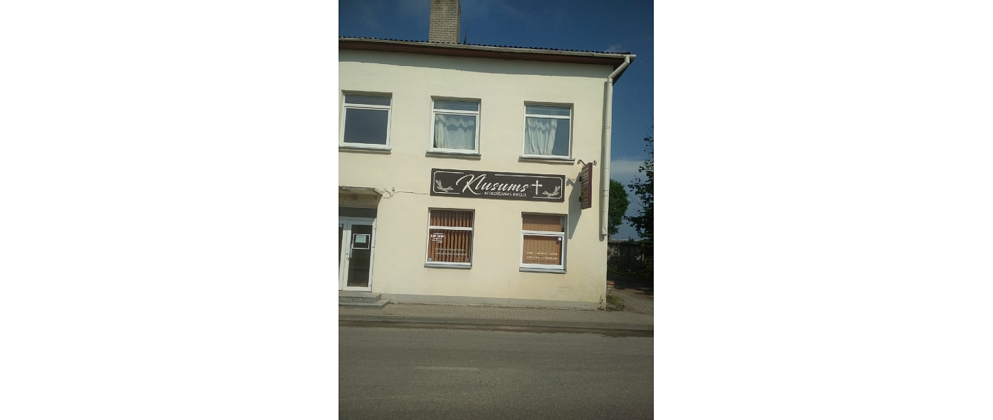 Klusums apbedīšanas birojs
