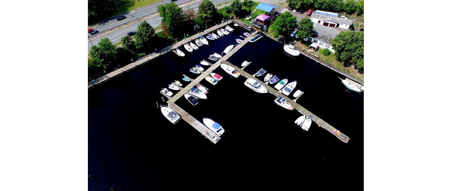 Yacht pier