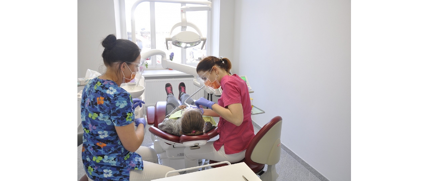 Children dentist