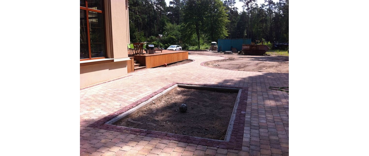 Dažādas krāsas bruģis