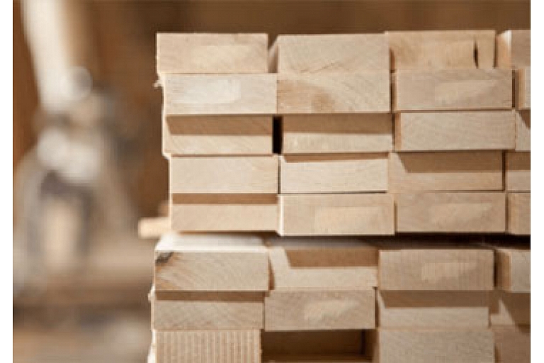 Dried sawn timber