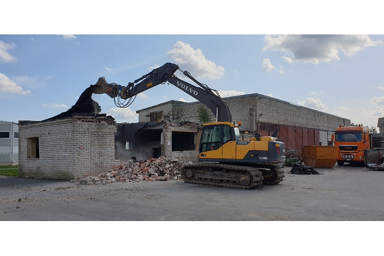EkoDeal, building demolition, construction waste containers, construction machinery