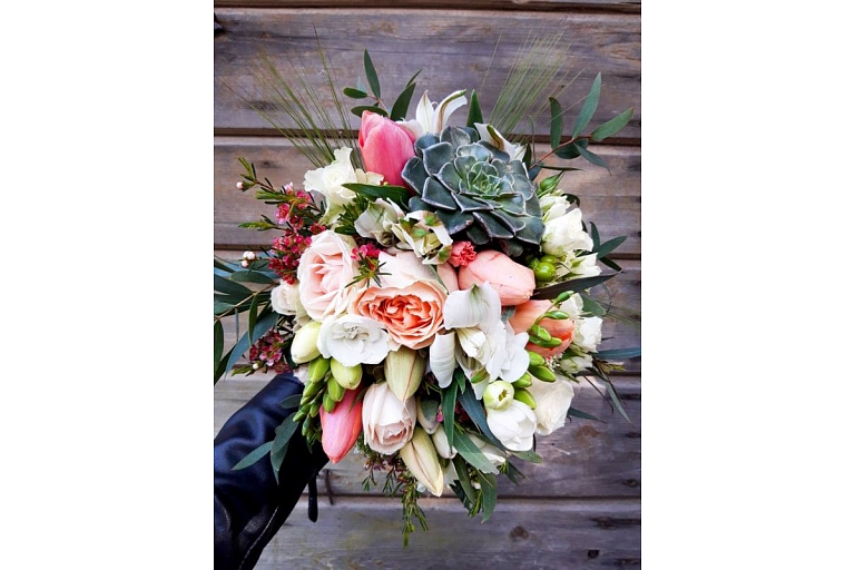 Flower shop "Bouquet"