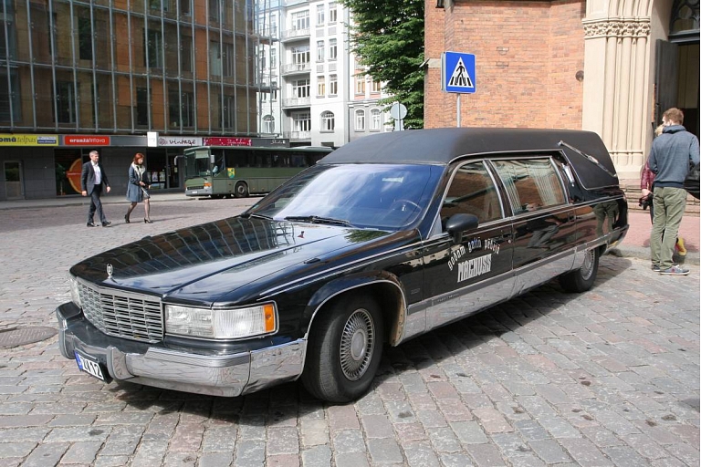 Funeral transport