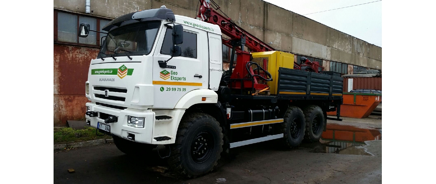 KAMAZ UGB443 210