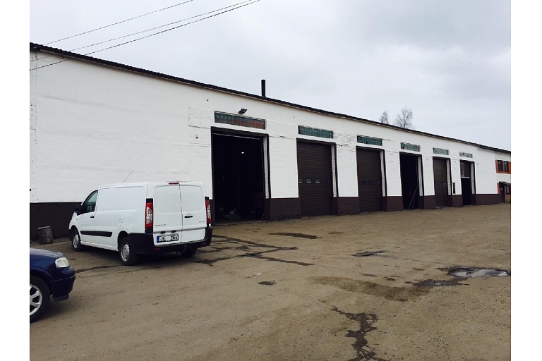 Maintenance and repair of truck transport