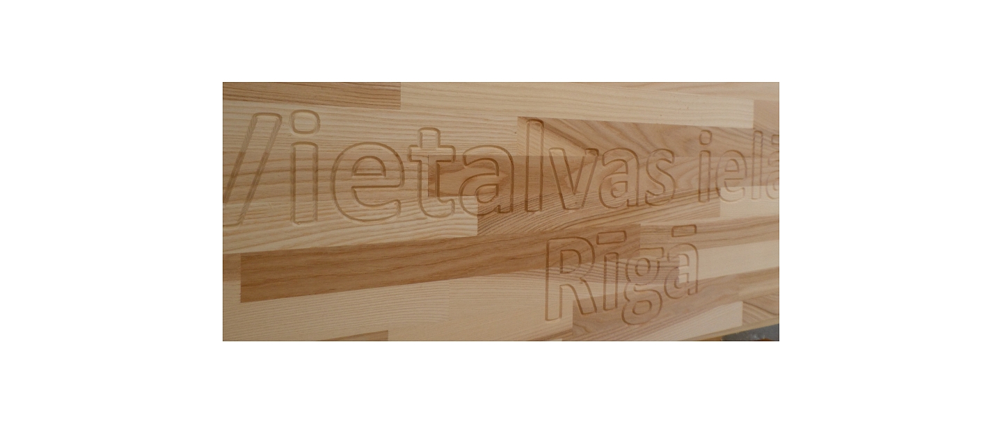 Reklāmu frēzēšana Osī