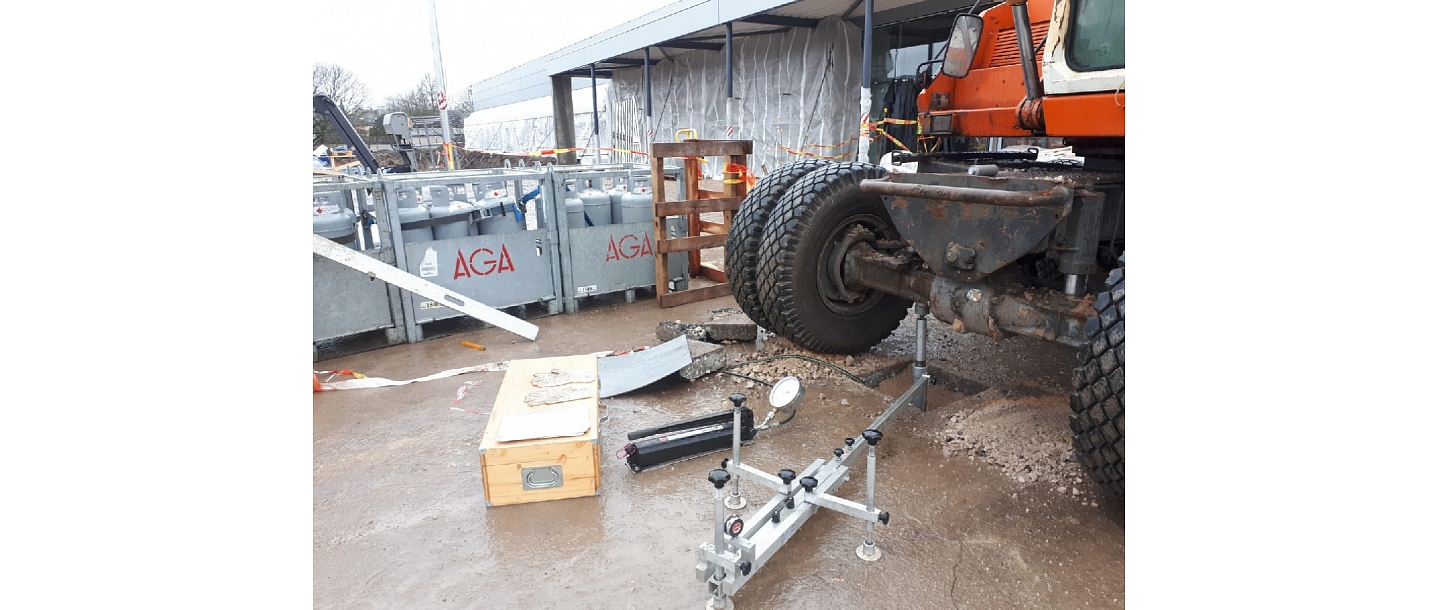 Statiskās platnes tests