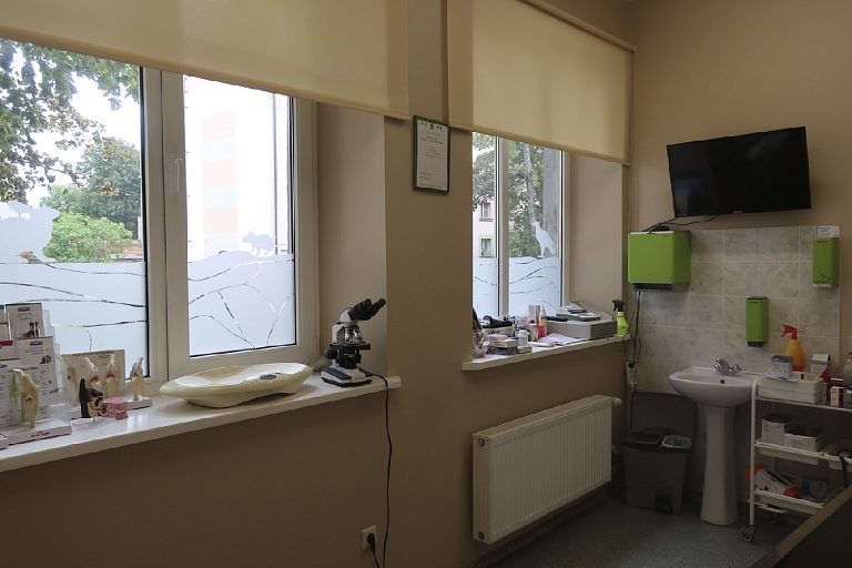Veterinarian