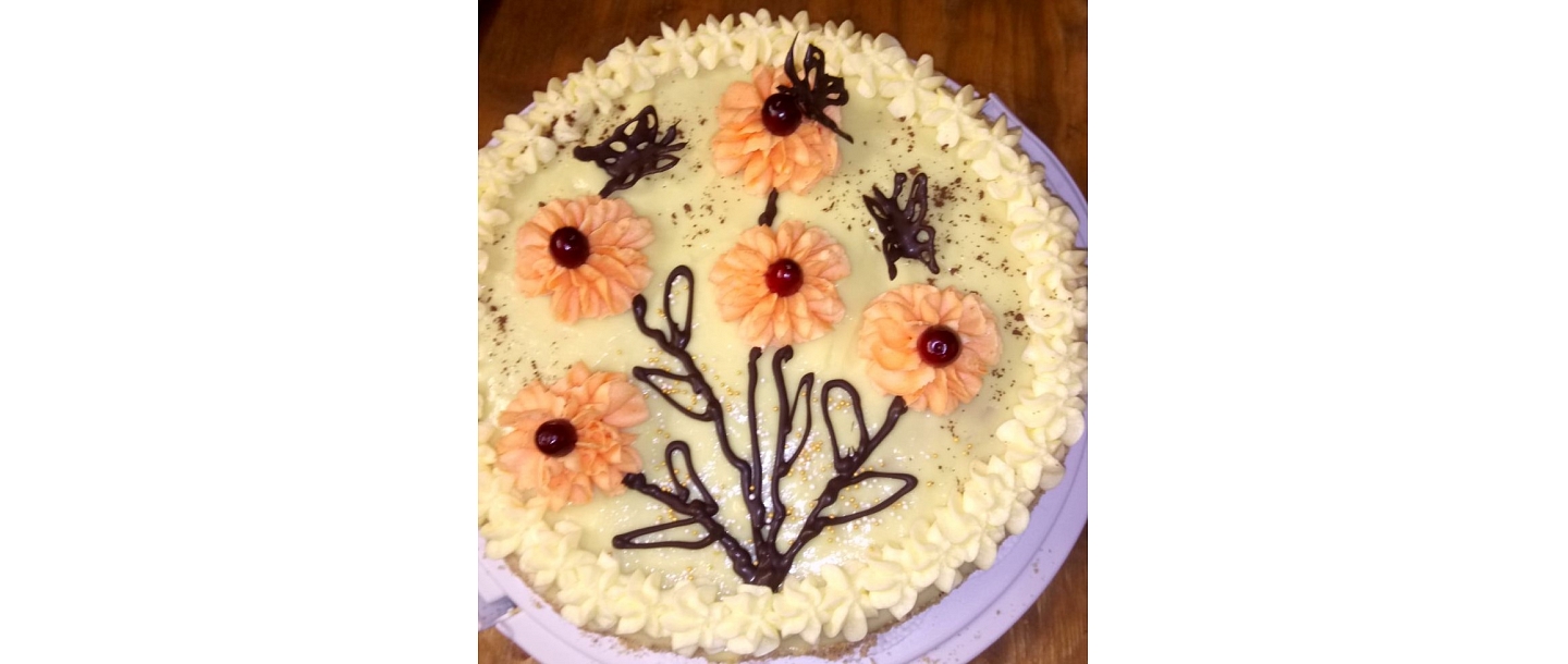 Mājas kūkas svētkiem