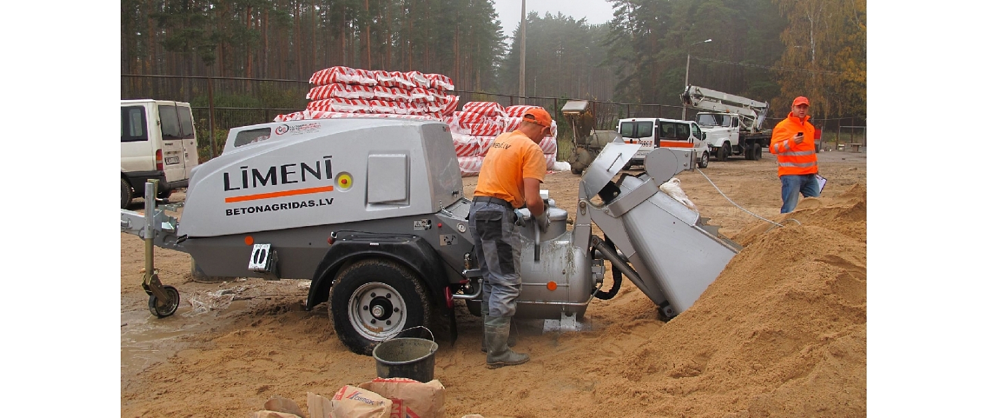 Creation of private house floors at concrete floor level