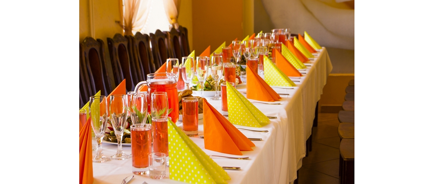 Banketu zāles