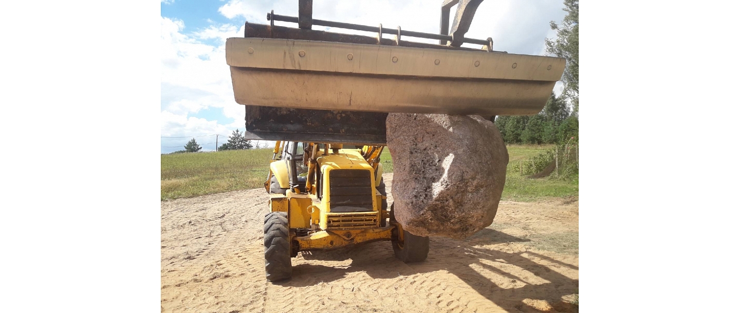 Rental of construction equipment with an operator