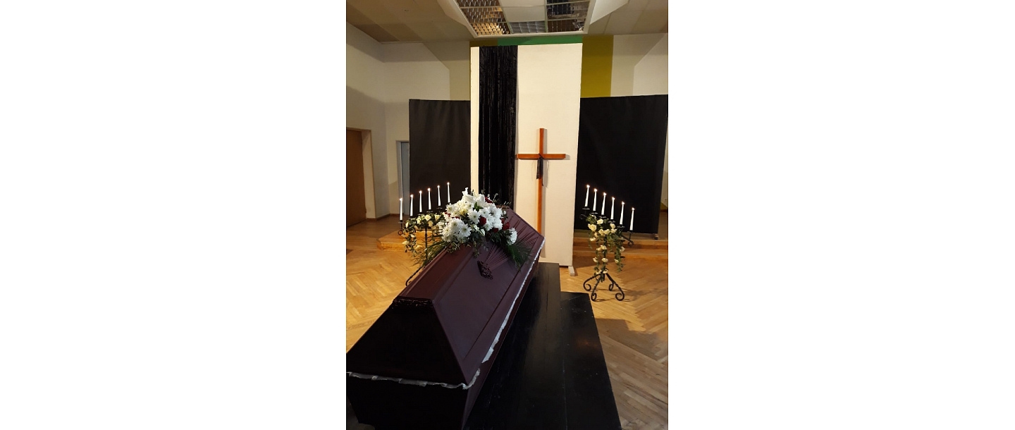 Full 24-hour funeral service