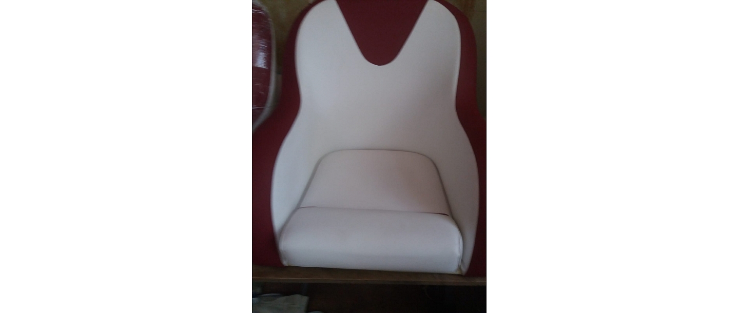 Перешив сидений лодок