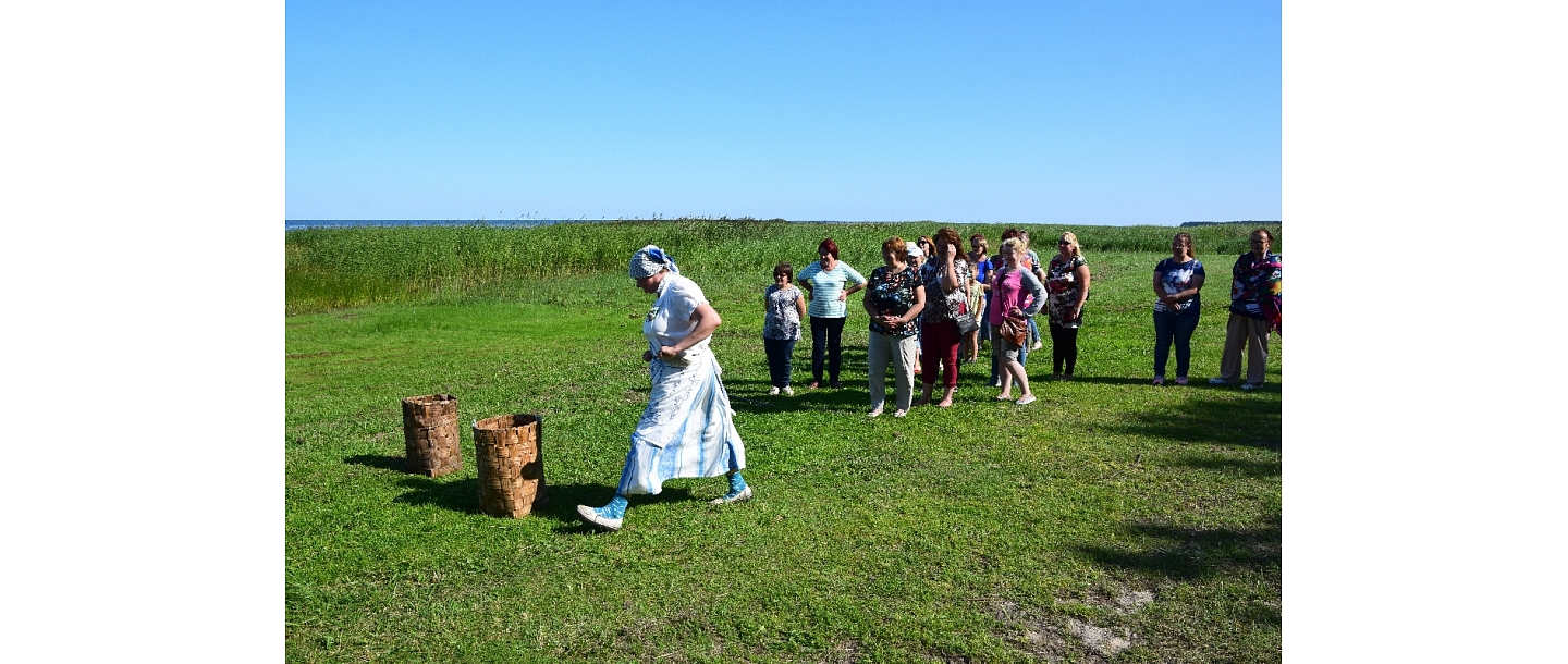 Dieniņas, farmhouse