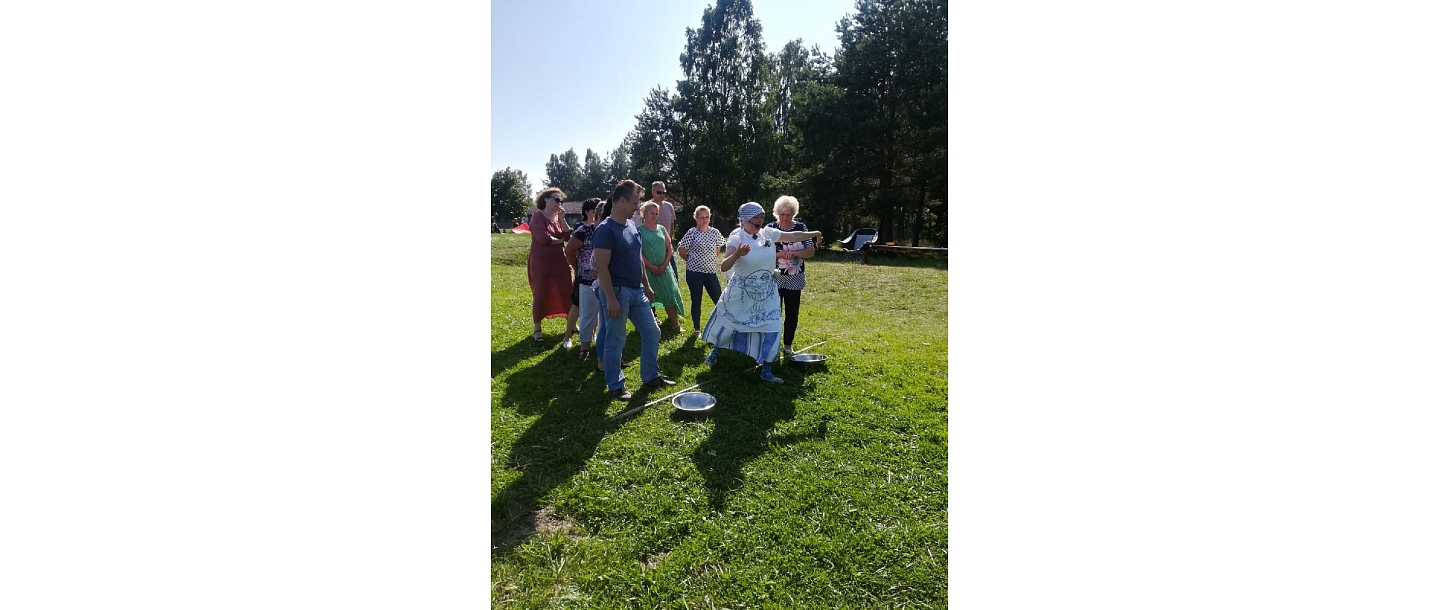 Диениняс, сельский дом