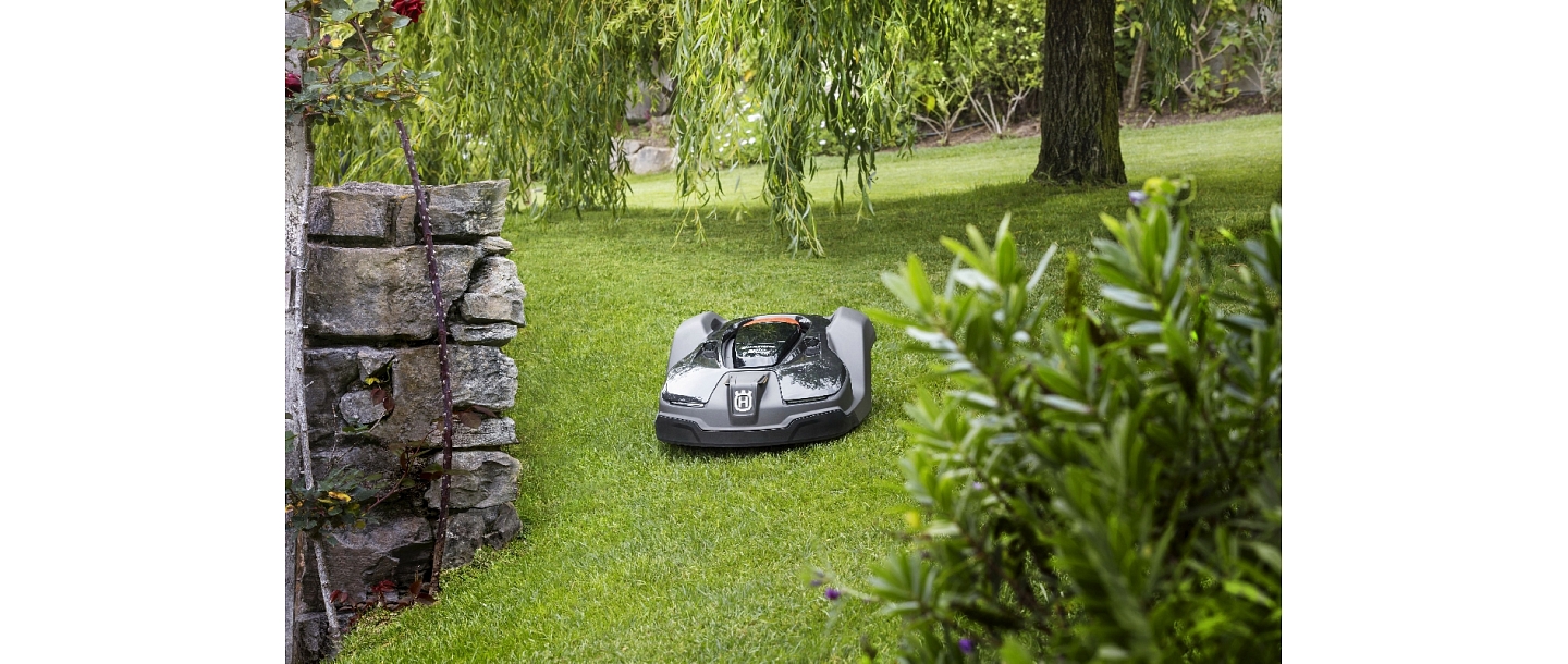 Husqvarna robotizētie zāles pļāvēji un uzstādīšana visa Latvijā