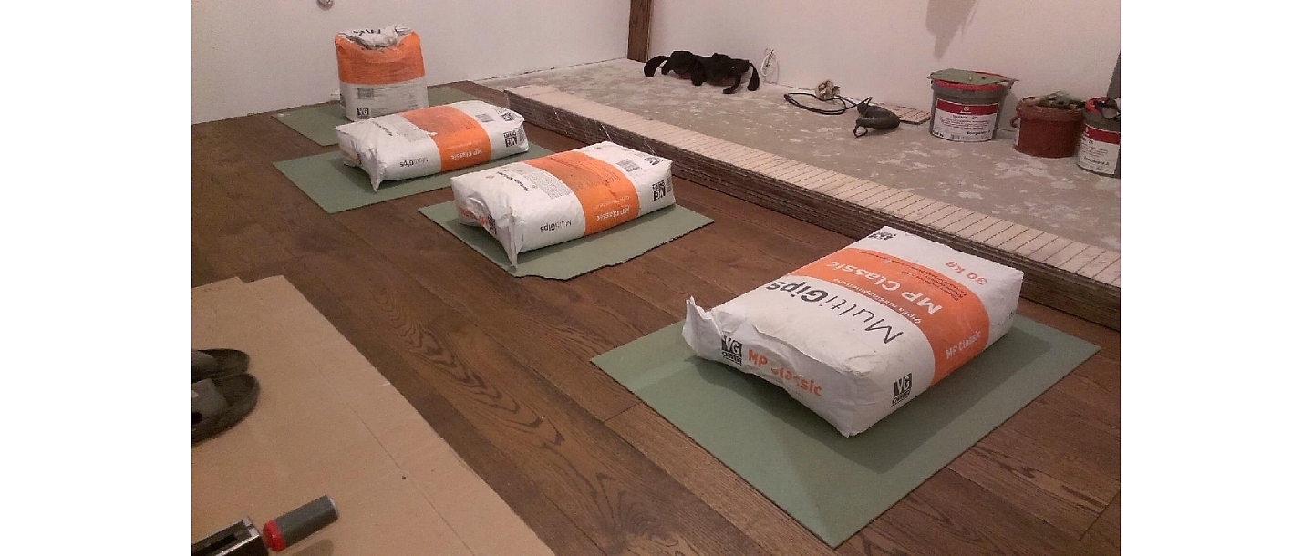 Professional oak and ash wood flooring and parquet laying, restoration, trade. Made in Latvia.